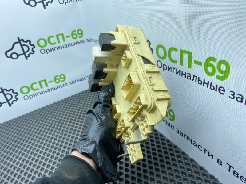 Блок предохранителей, 400 рублей, Тверь