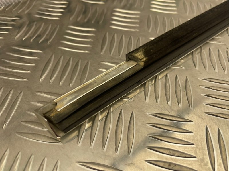 Молдинг стекла, 900 рублей, Тверь