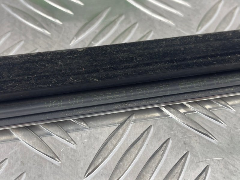 Молдинг стекла, 900 рублей, Тверь