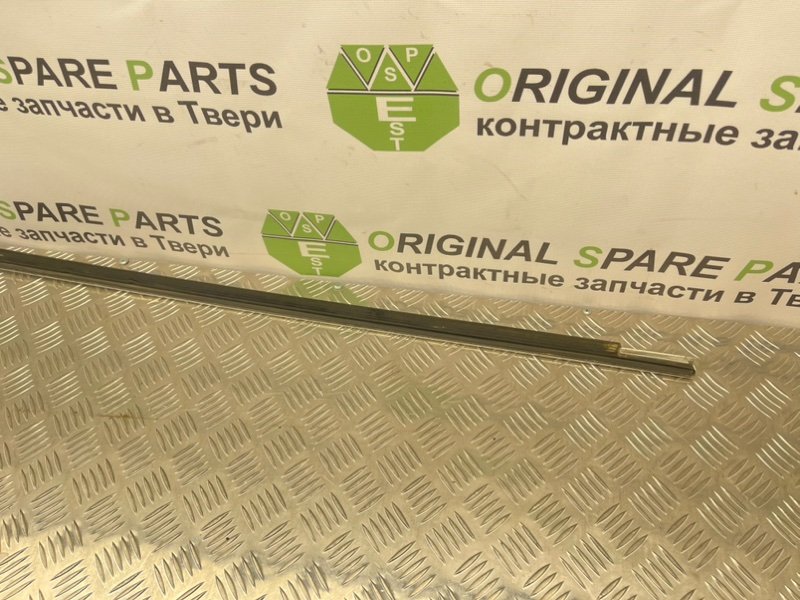 Молдинг стекла, 1000 рублей, Тверь