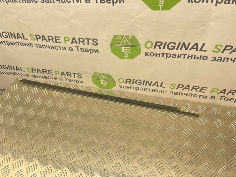 Молдинг стекла, 1000 рублей, Тверь