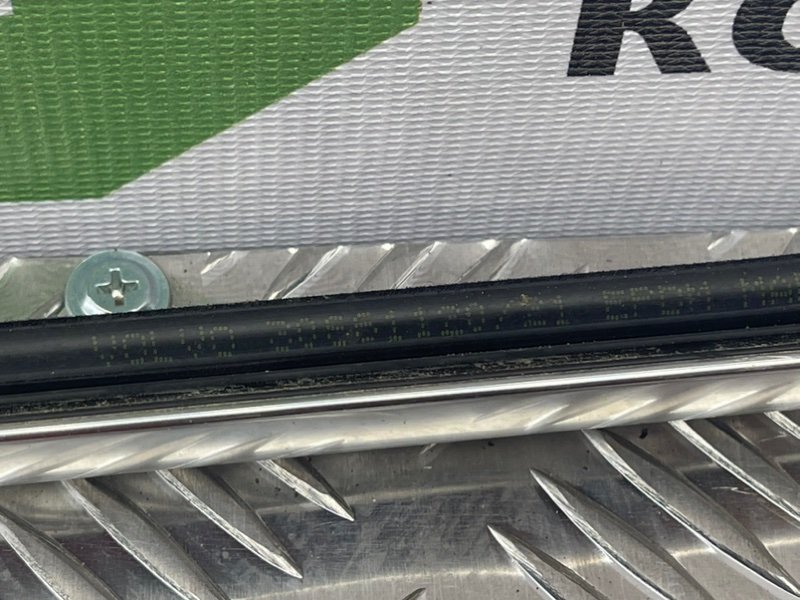 Молдинг стекла, 1000 рублей, Тверь