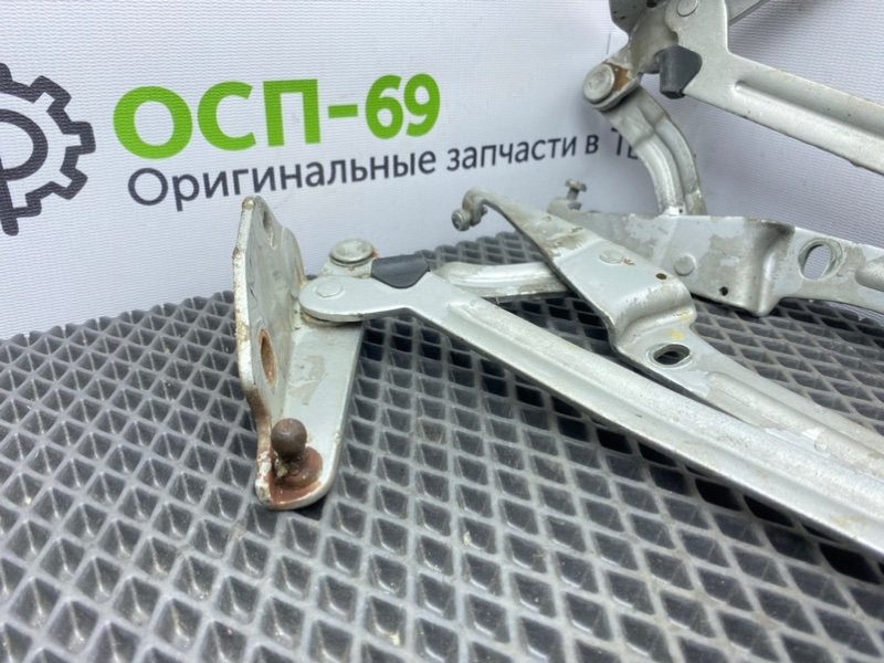 Петли багажника, 700 рублей, Тверь