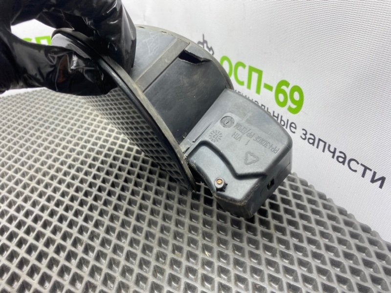 Лючок бензобака, 1200 рублей, Тверь