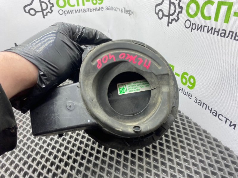 Лючок бензобака, 1200 рублей, Тверь