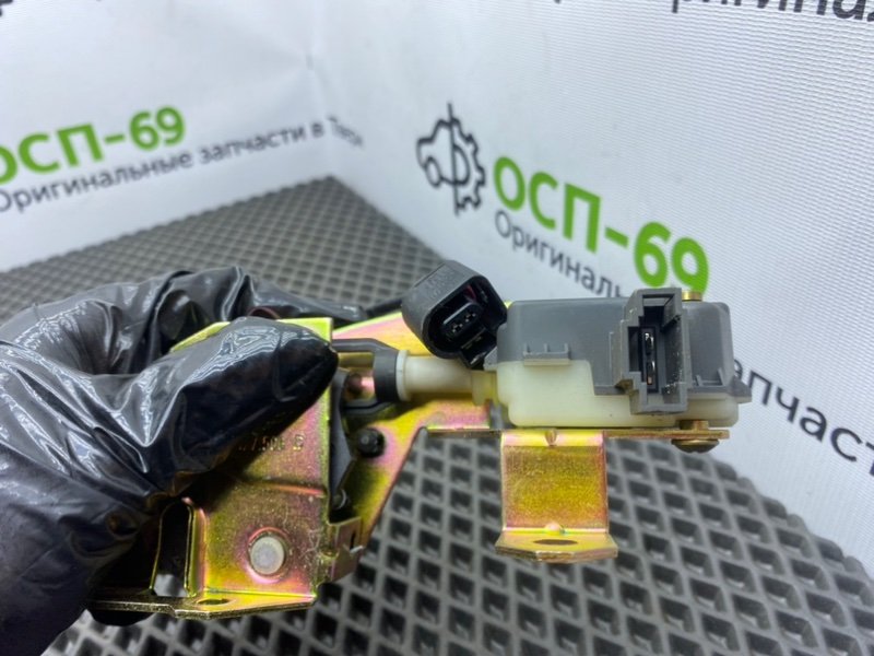 Замок стекла багажника, 1100 рублей, Тверь