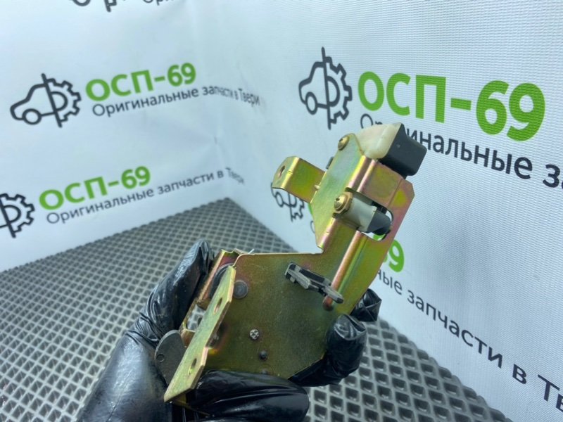 Замок стекла багажника, 1100 рублей, Тверь