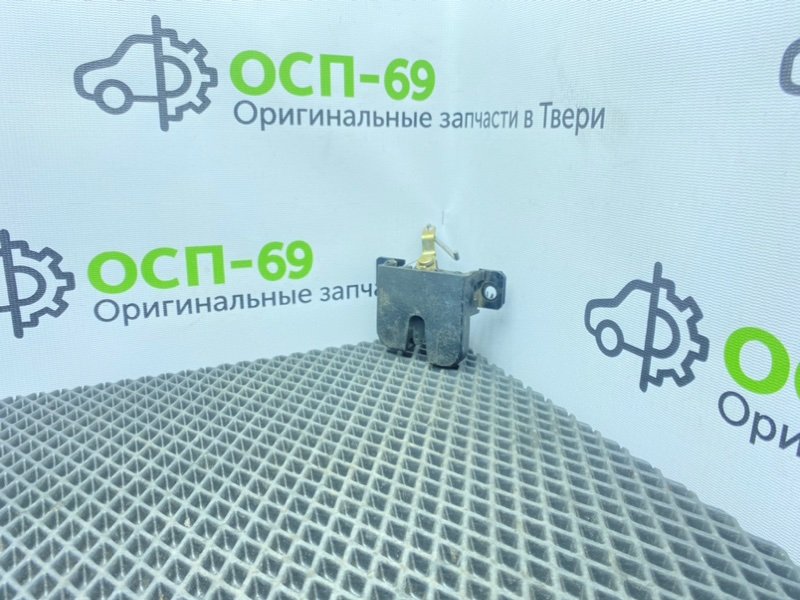 Замок багажника, 1000 рублей, Тверь