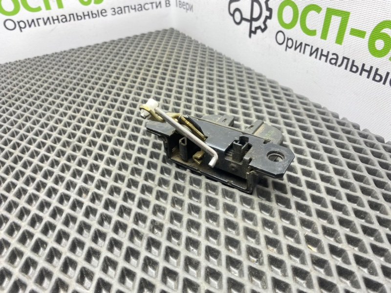 Замок багажника, 1000 рублей, Тверь