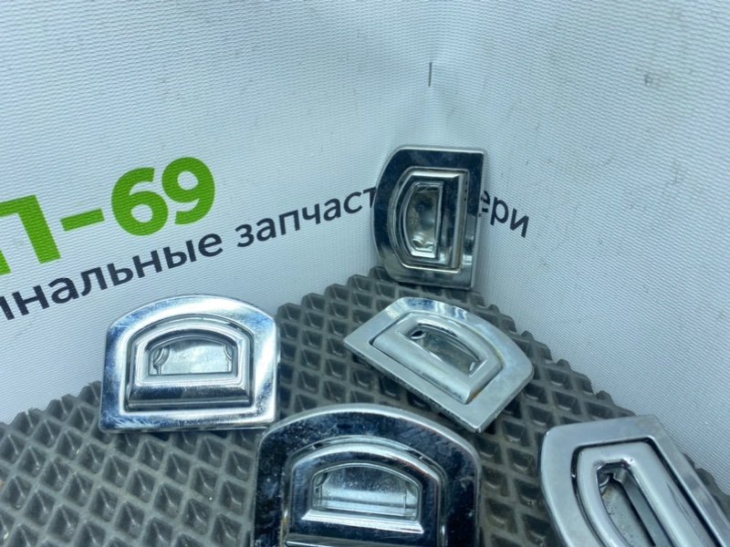 Кронштейн крепления груза, 1000 рублей, Тверь