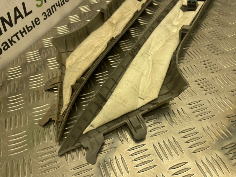 Обшивки стоек, 1000 рублей, Тверь