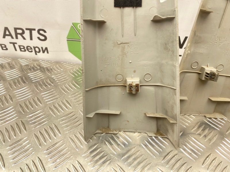 Накладки стоек, 1000 рублей, Тверь