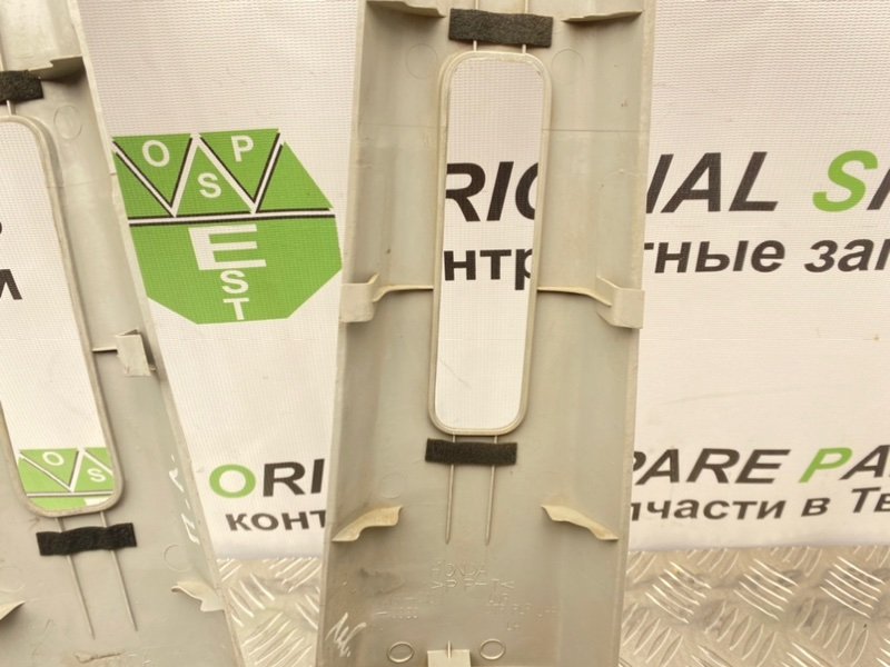 Накладки стоек, 1000 рублей, Тверь