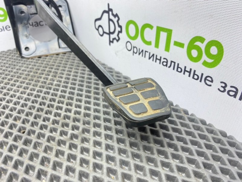 Педаль тормоза, 800 рублей, Тверь