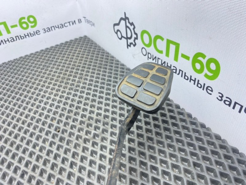 Педаль тормоза, 800 рублей, Тверь