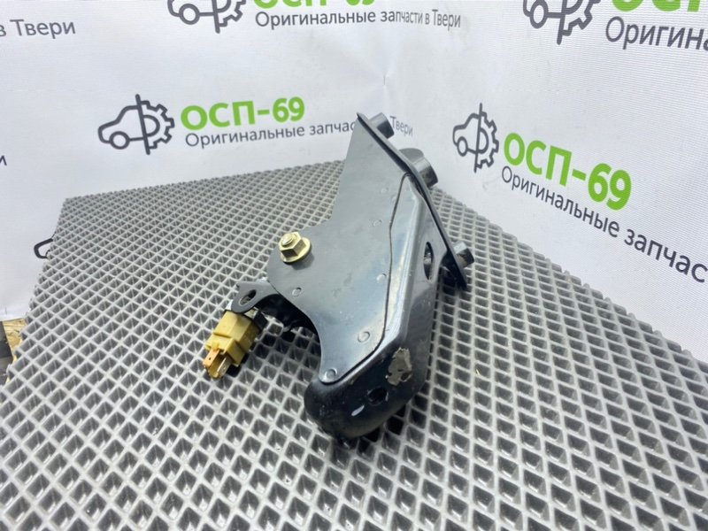 Педаль тормоза, 800 рублей, Тверь