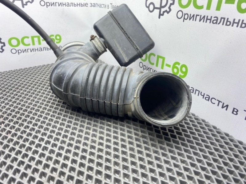 Патрубок впуска, 1600 рублей, Тверь