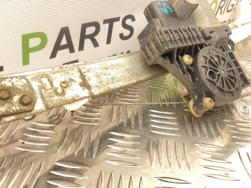 Стеклоподъемник, 2000 рублей, Тверь