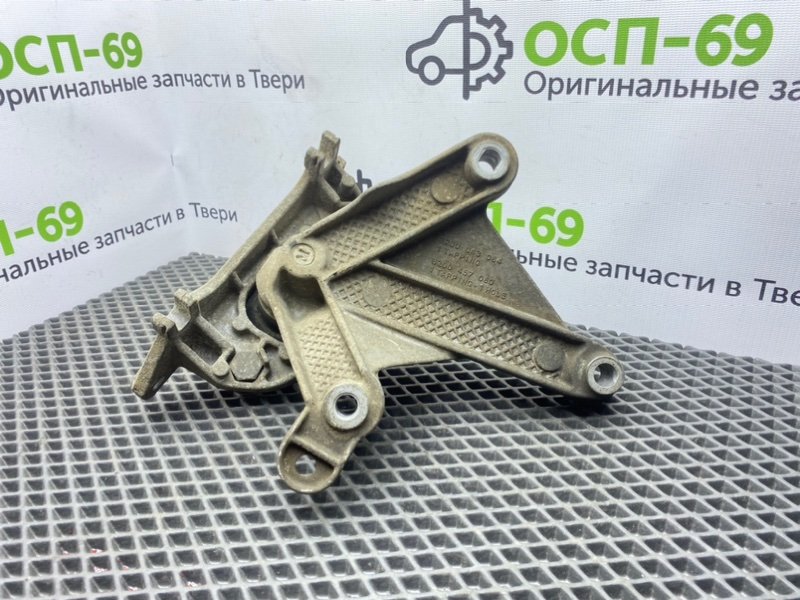 Подушка МКПП, 1800 рублей, Тверь