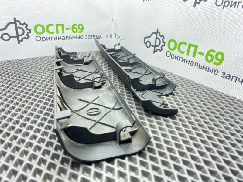 Накладки, 1000 рублей, Тверь