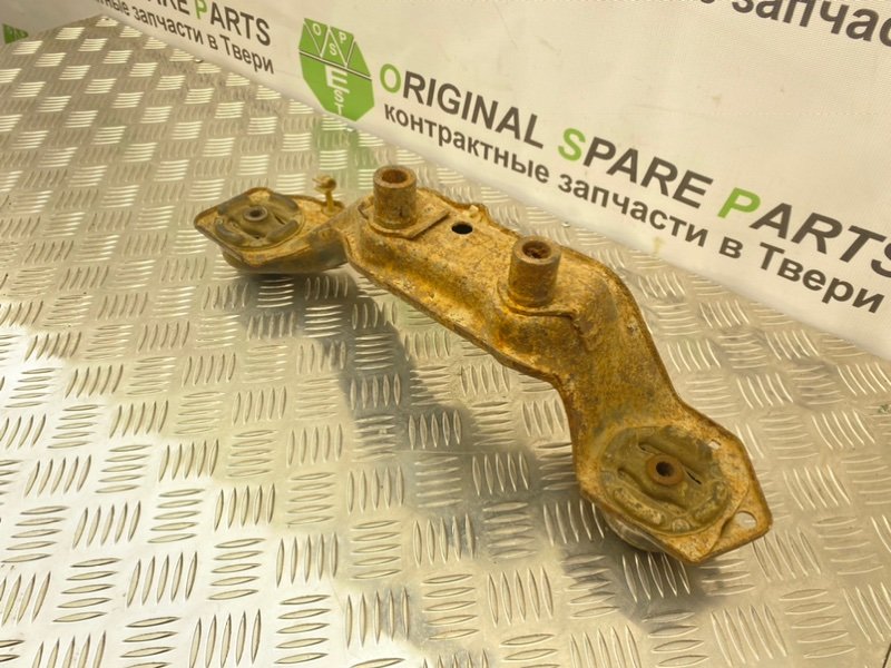 Кронштейн редуктора, 500 рублей, Тверь