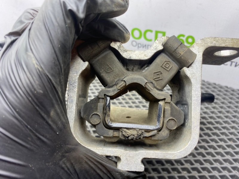 Подушка двигателя, 1000 рублей, Тверь