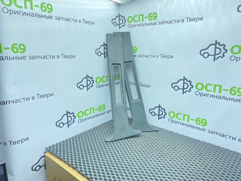 Обшивки стоек, 1000 рублей, Тверь