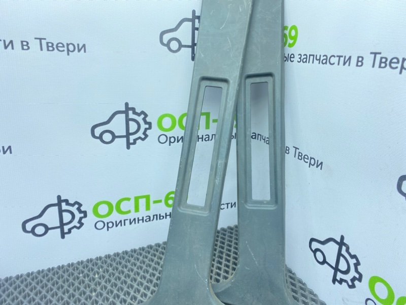 Обшивки стоек, 1000 рублей, Тверь