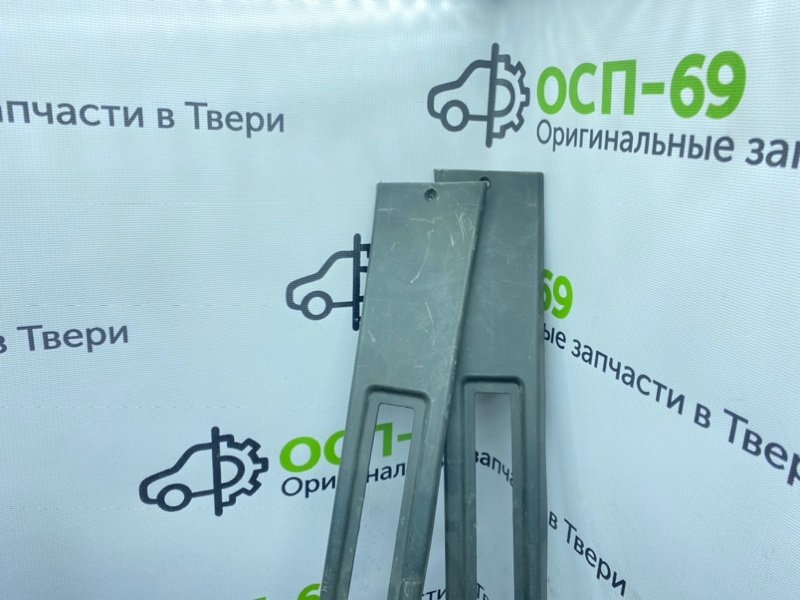 Обшивки стоек, 1000 рублей, Тверь