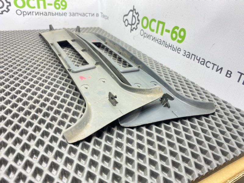 Обшивки стоек, 1000 рублей, Тверь