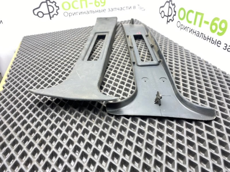 Обшивки стоек, 1000 рублей, Тверь