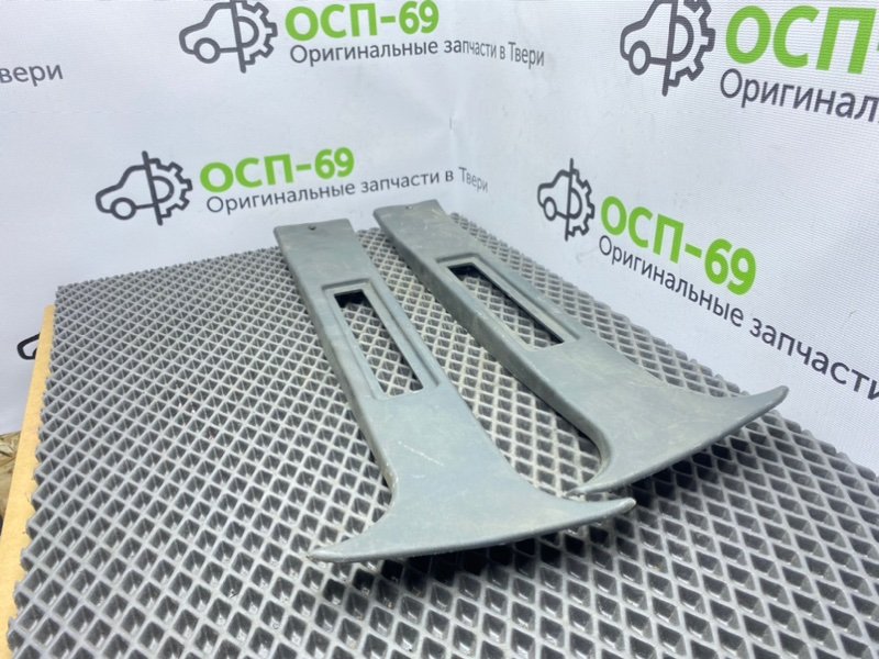 Обшивки стоек, 1000 рублей, Тверь