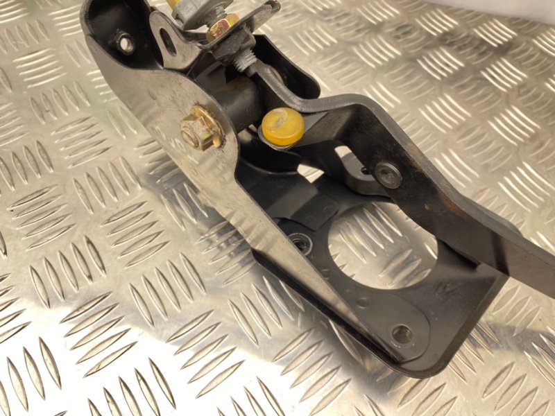 Педаль тормоза, 800 рублей, Тверь