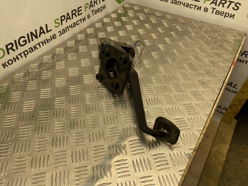 Педаль тормоза, 800 рублей, Тверь