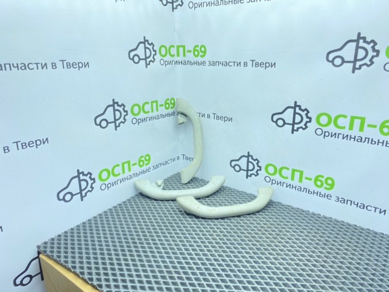 Ручки потолка, 1000 рублей, Тверь