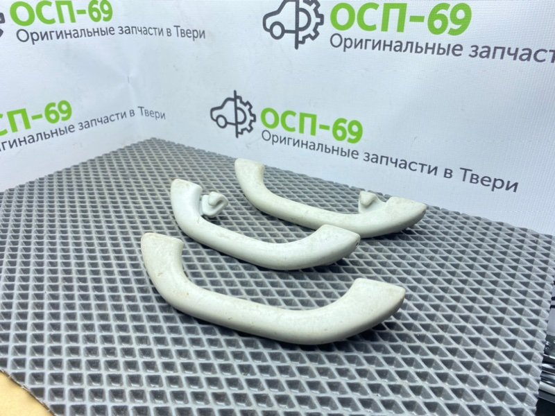 Ручки потолка, 1000 рублей, Тверь