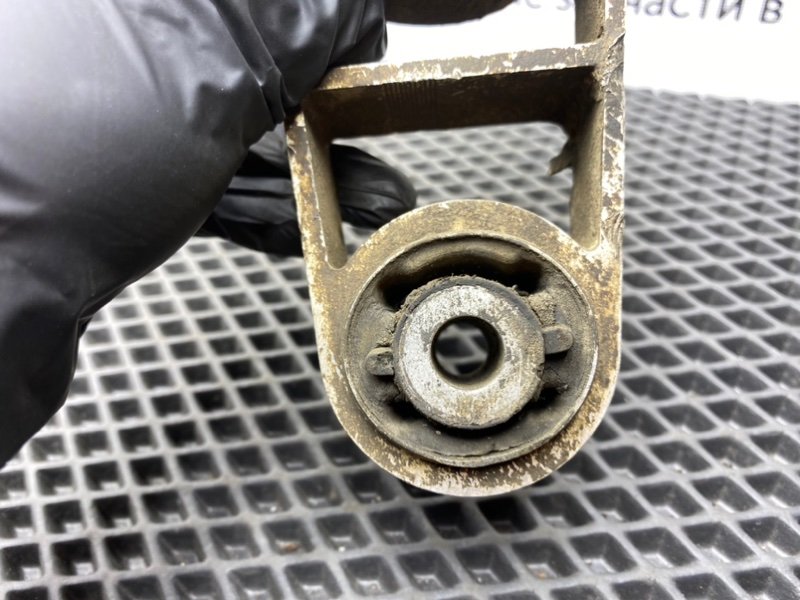 Подушка МКПП, 2400 рублей, Тверь