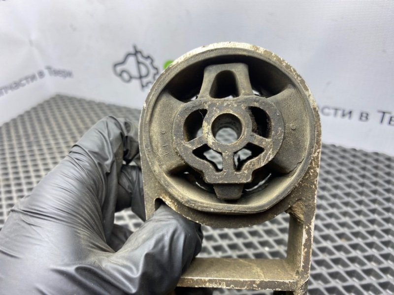 Подушка МКПП, 2400 рублей, Тверь