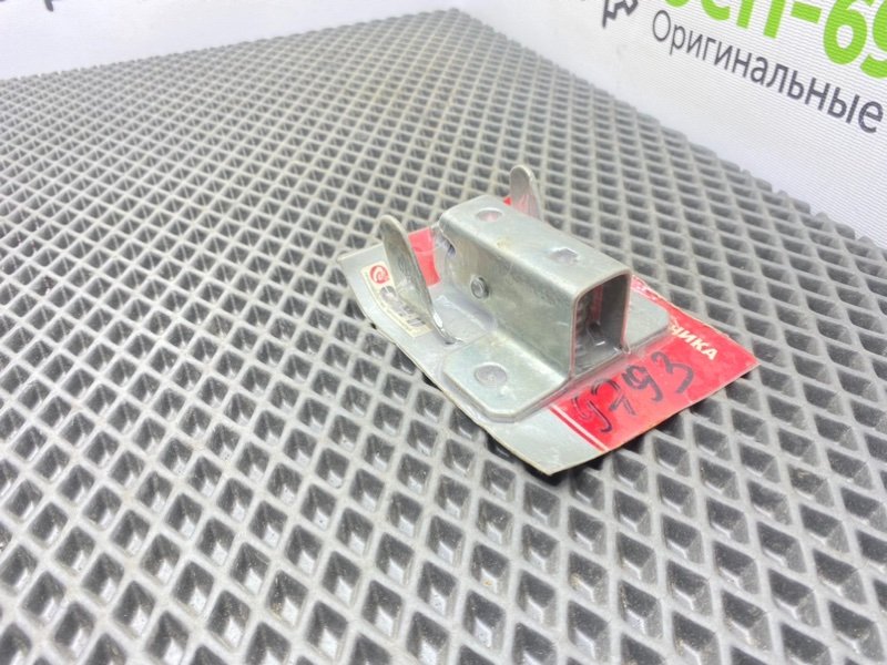 Замок багажника, 1000 рублей, Тверь