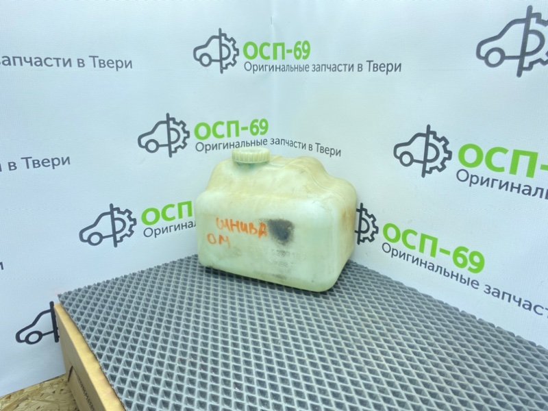 Бачок стеклоомывателя, 400 рублей, Тверь