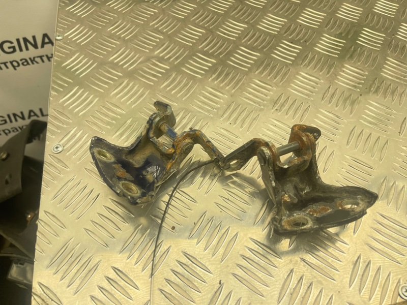 Петли дверей, 700 рублей, Тверь