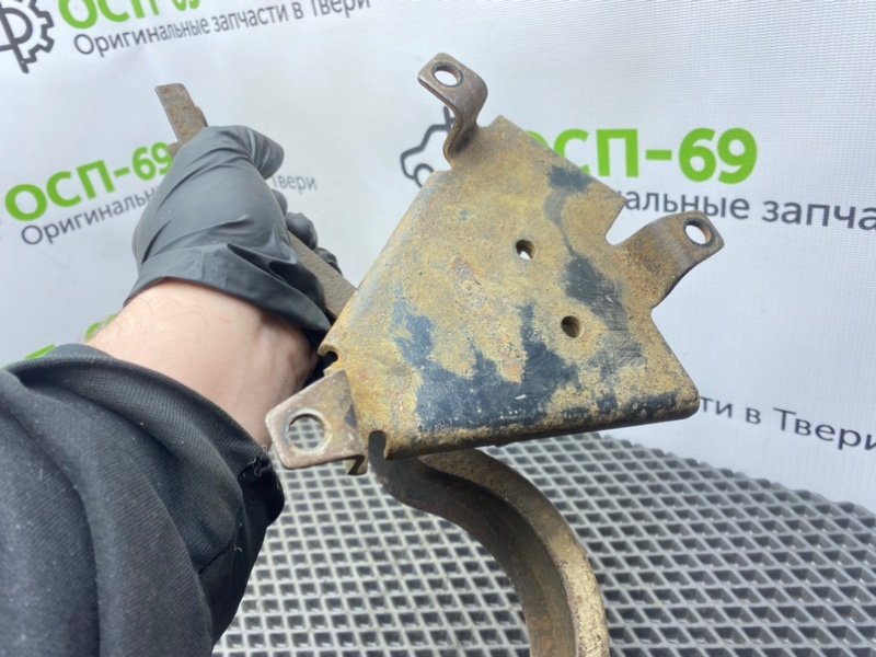 Кронштейн, 1000 рублей, Тверь