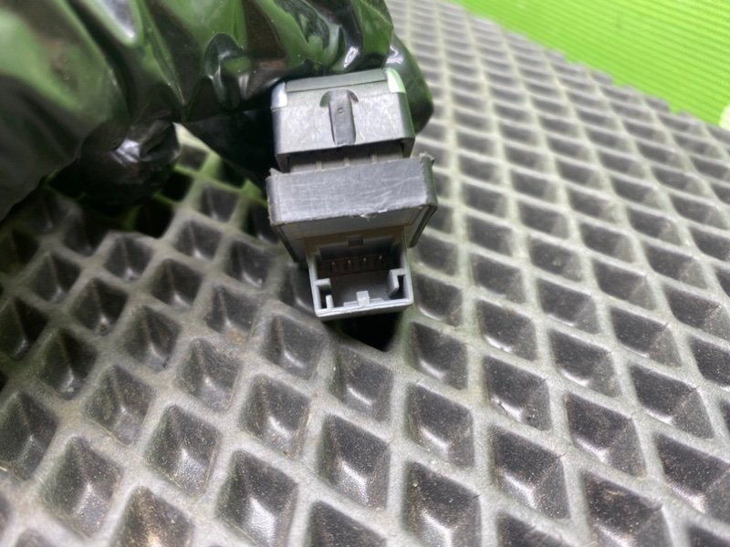 Кнопка эсп, 600 рублей, Тверь