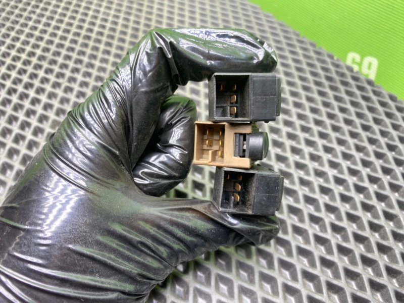 Кнопки, 1400 рублей, Тверь