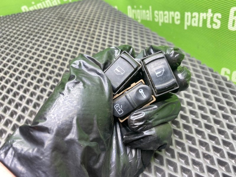 Кнопки, 1400 рублей, Тверь