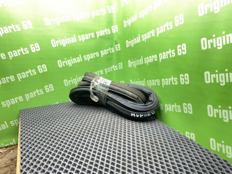 Резинка багажника, 900 рублей, Тверь