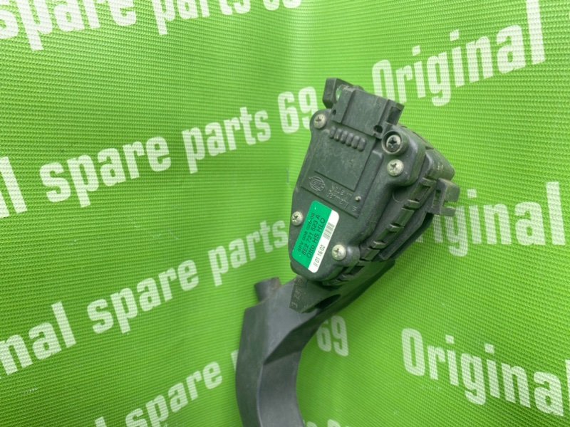 Педаль газа, 1000 рублей, Тверь