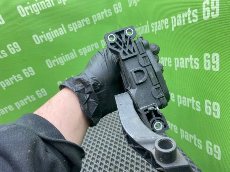 Педаль газа, 1000 рублей, Тверь