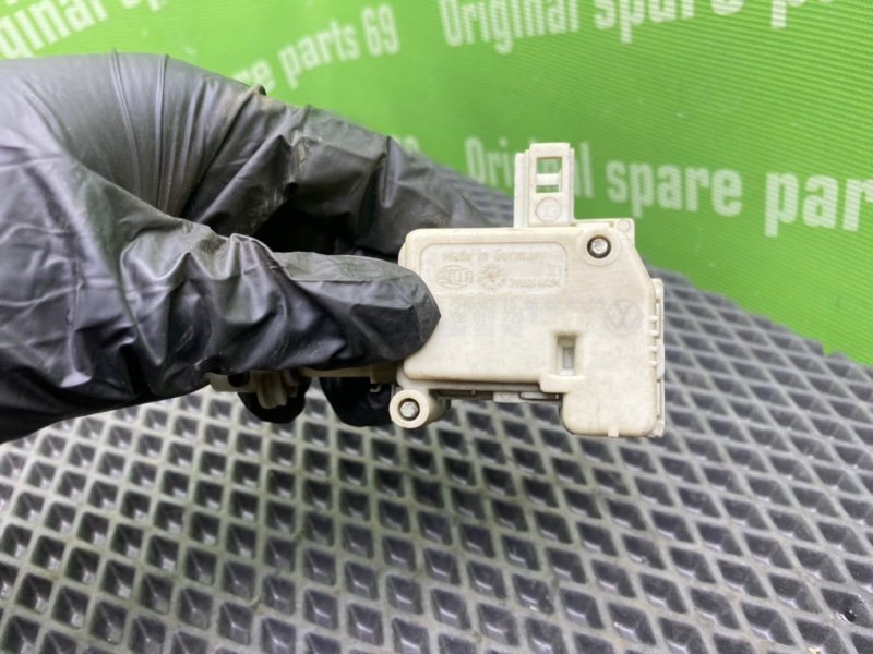 Активатор лючка бензобака, 1000 рублей, Тверь