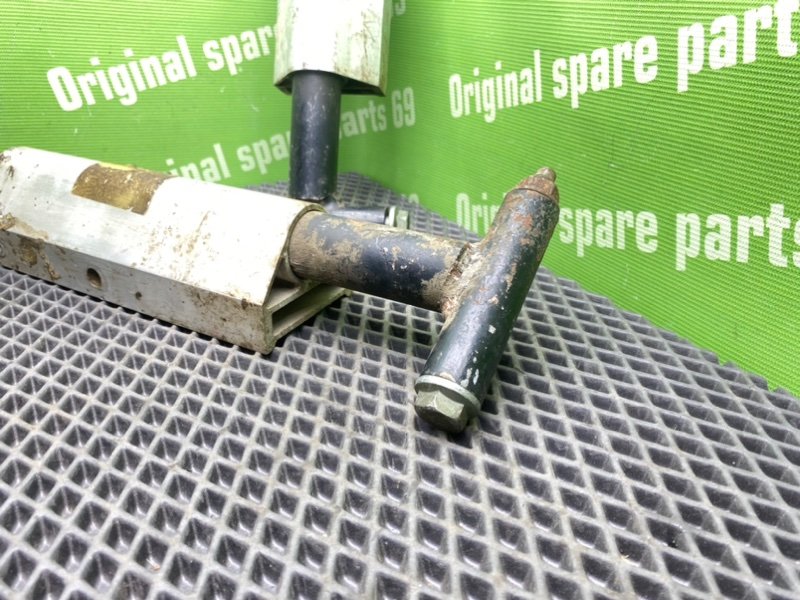 Кронштейны, 2100 рублей, Тверь